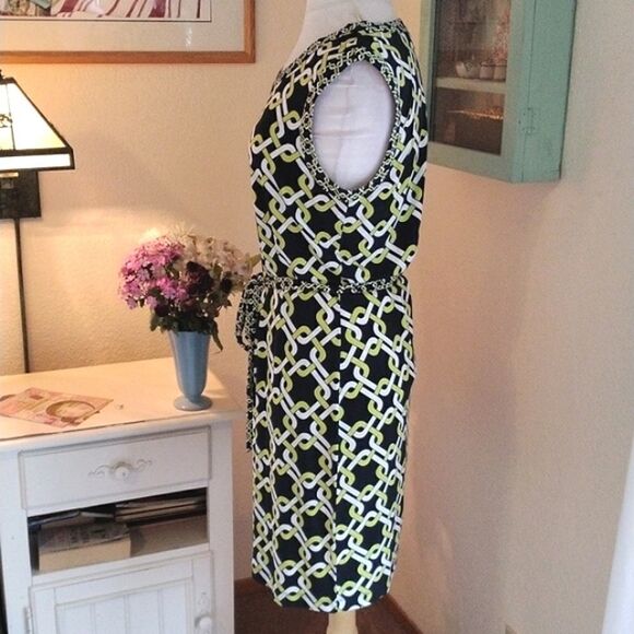 Banana Republic Soft Knit Dress - Picture 4 of 9